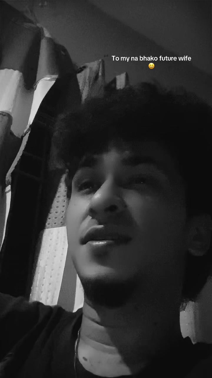 @Aadesh..... 👀🩵