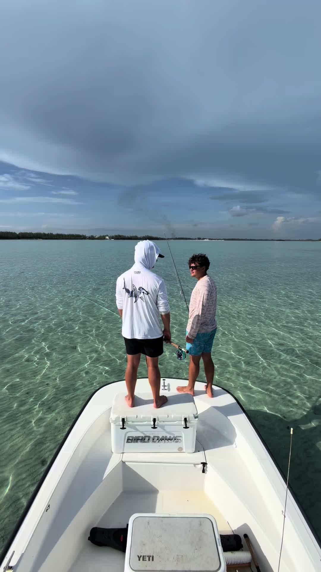@Tommybahama_242_