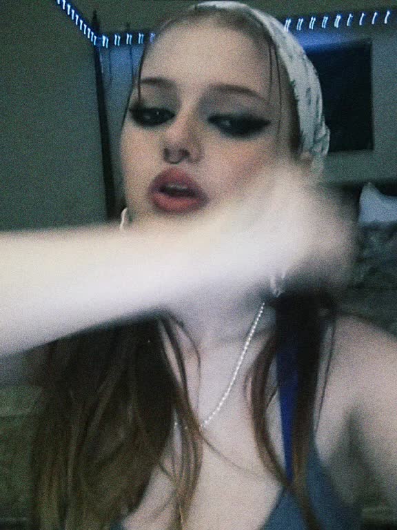 @Bella_9_9_9