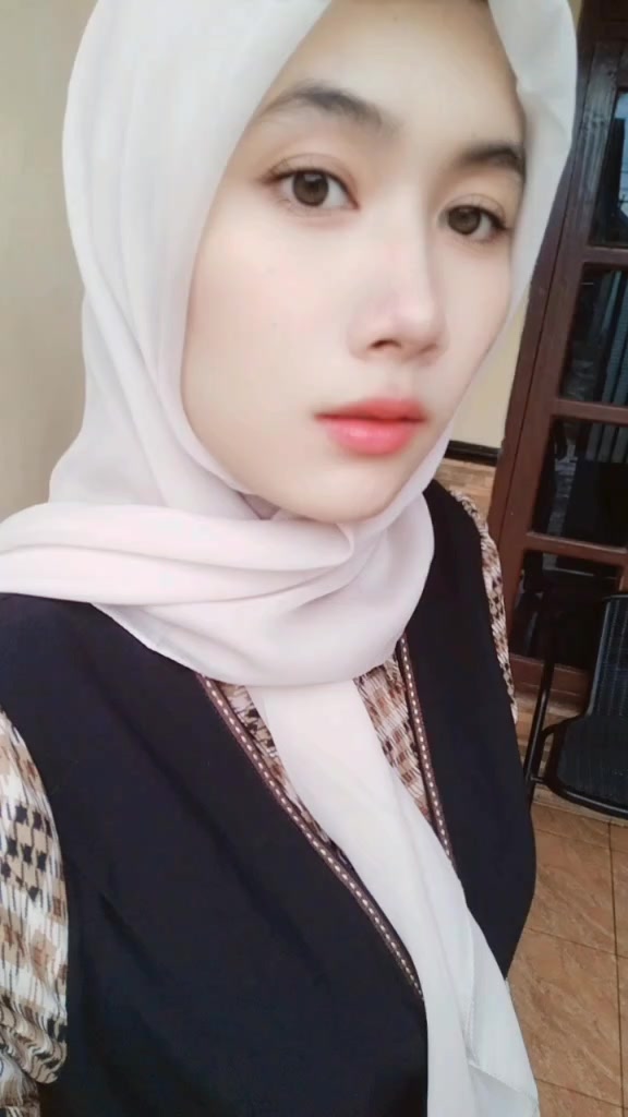 @Cewe'_Jawa 🥰