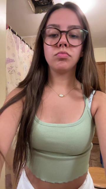 @Bella
