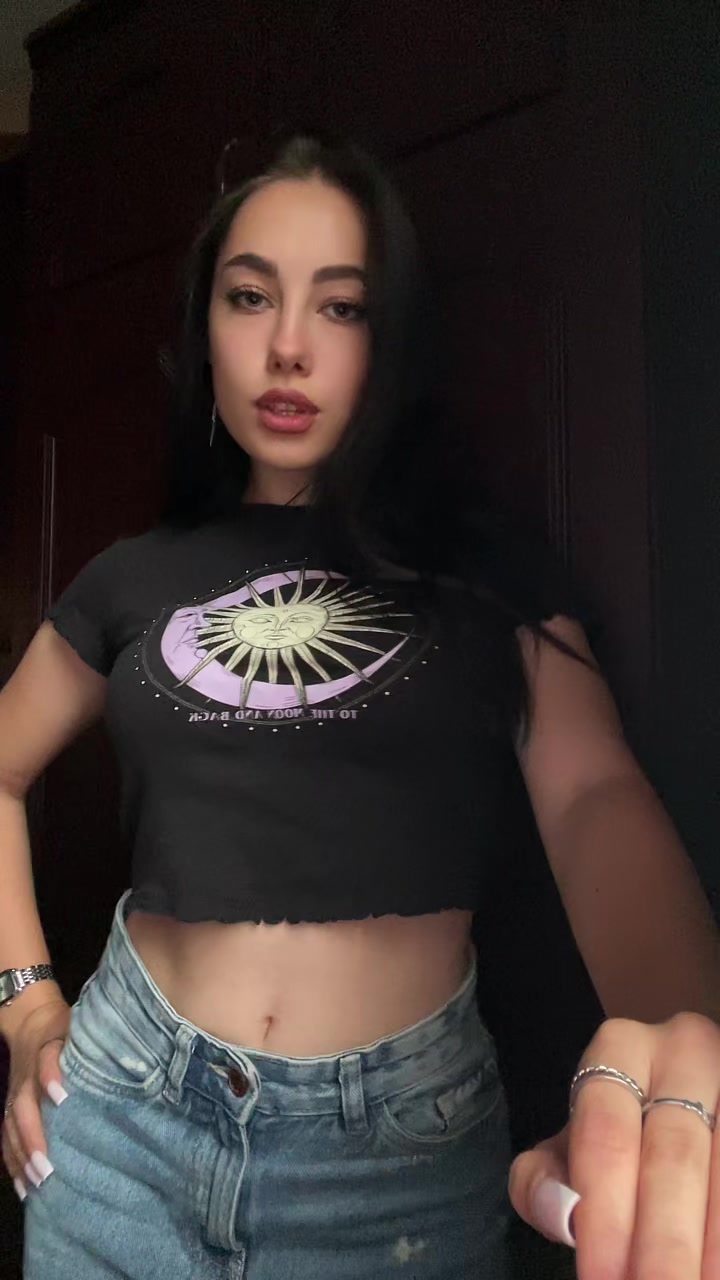 @🕷️