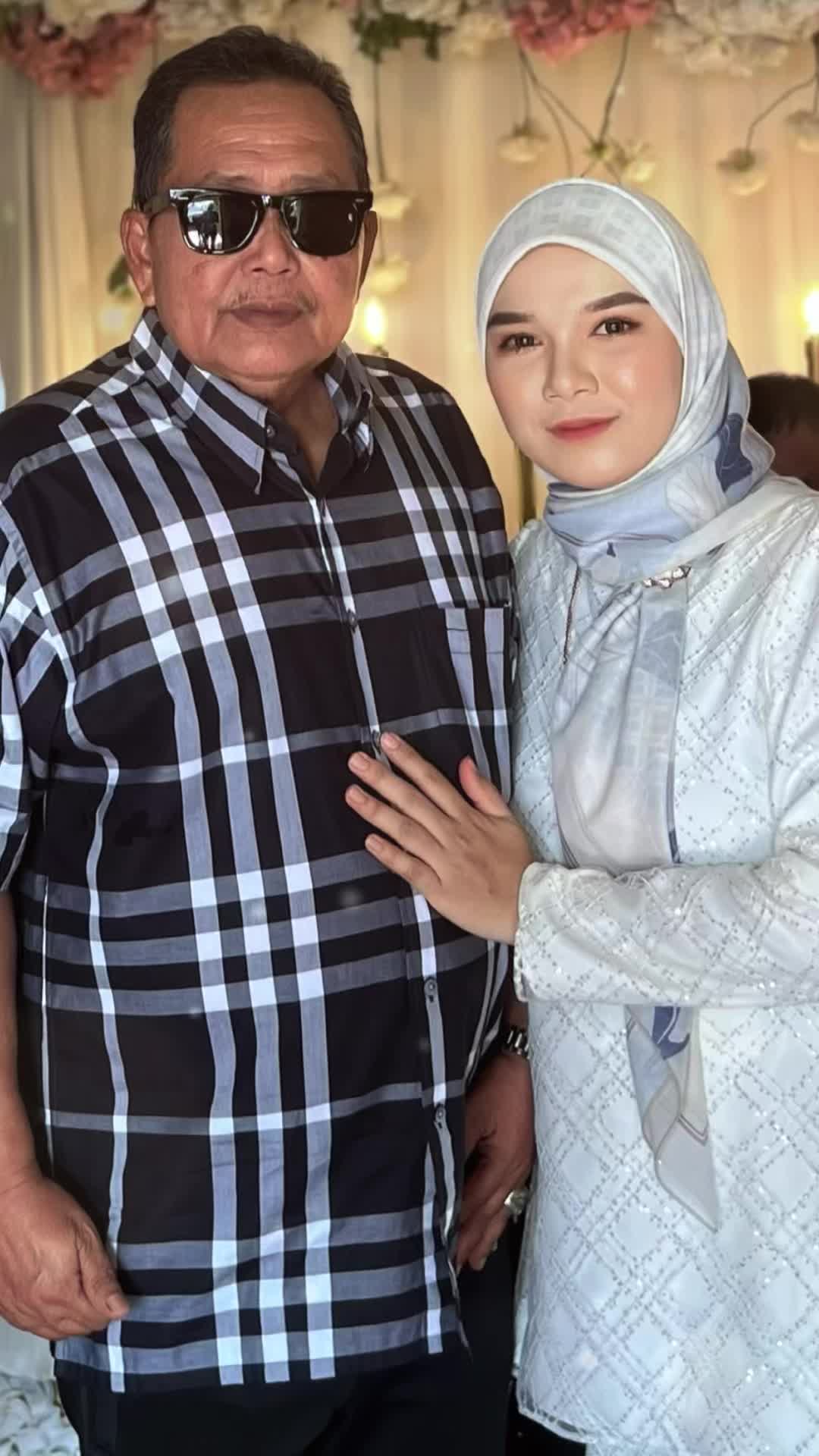 @Mekna Omey