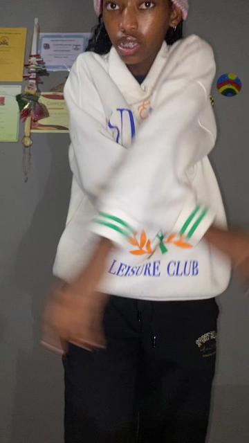 @𝓑𝓮𝓵𝓵𝓪_𝓻𝓪𝔂💫