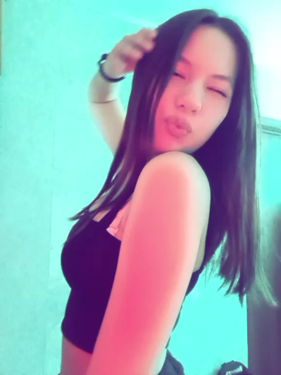 @юля