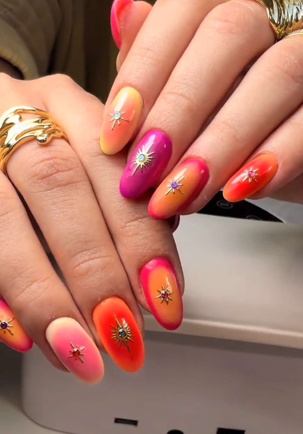 @dai_nails_artist