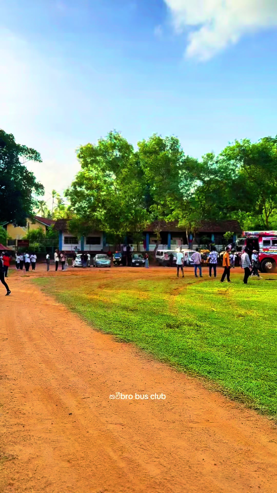 @කවී🇧 🇷 🇴 🄱🅄🅂 𝐂𝐋𝐔𝐁