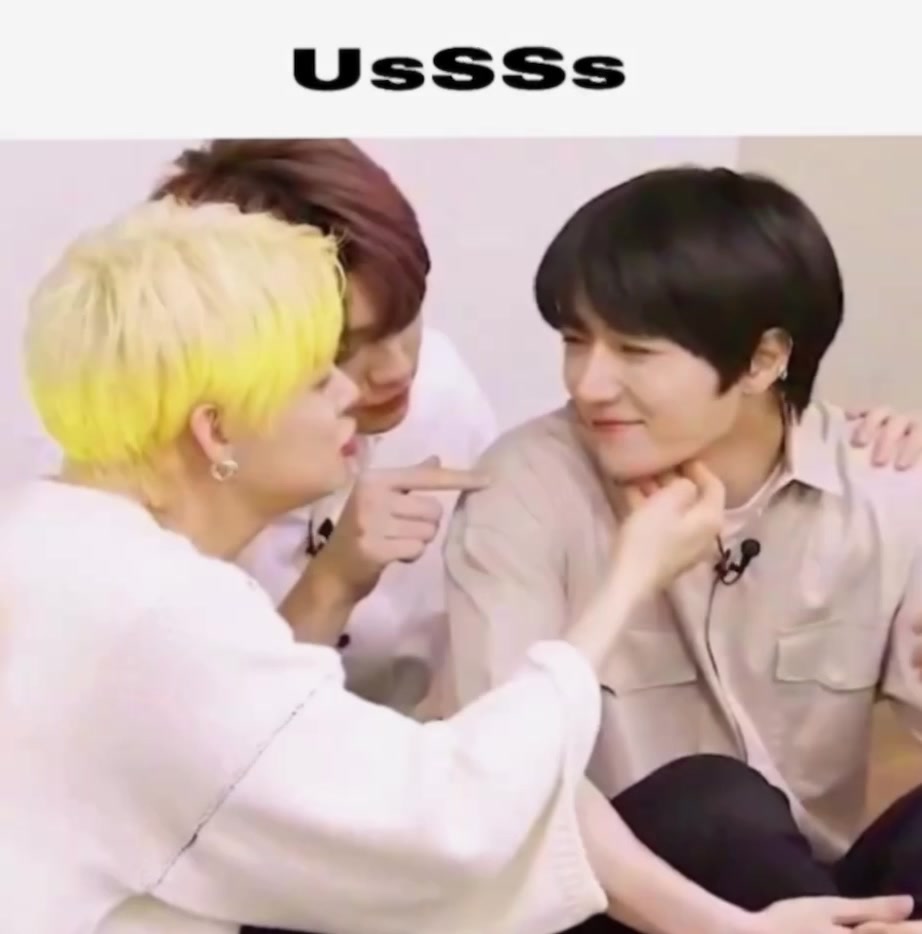@Girl Kisser