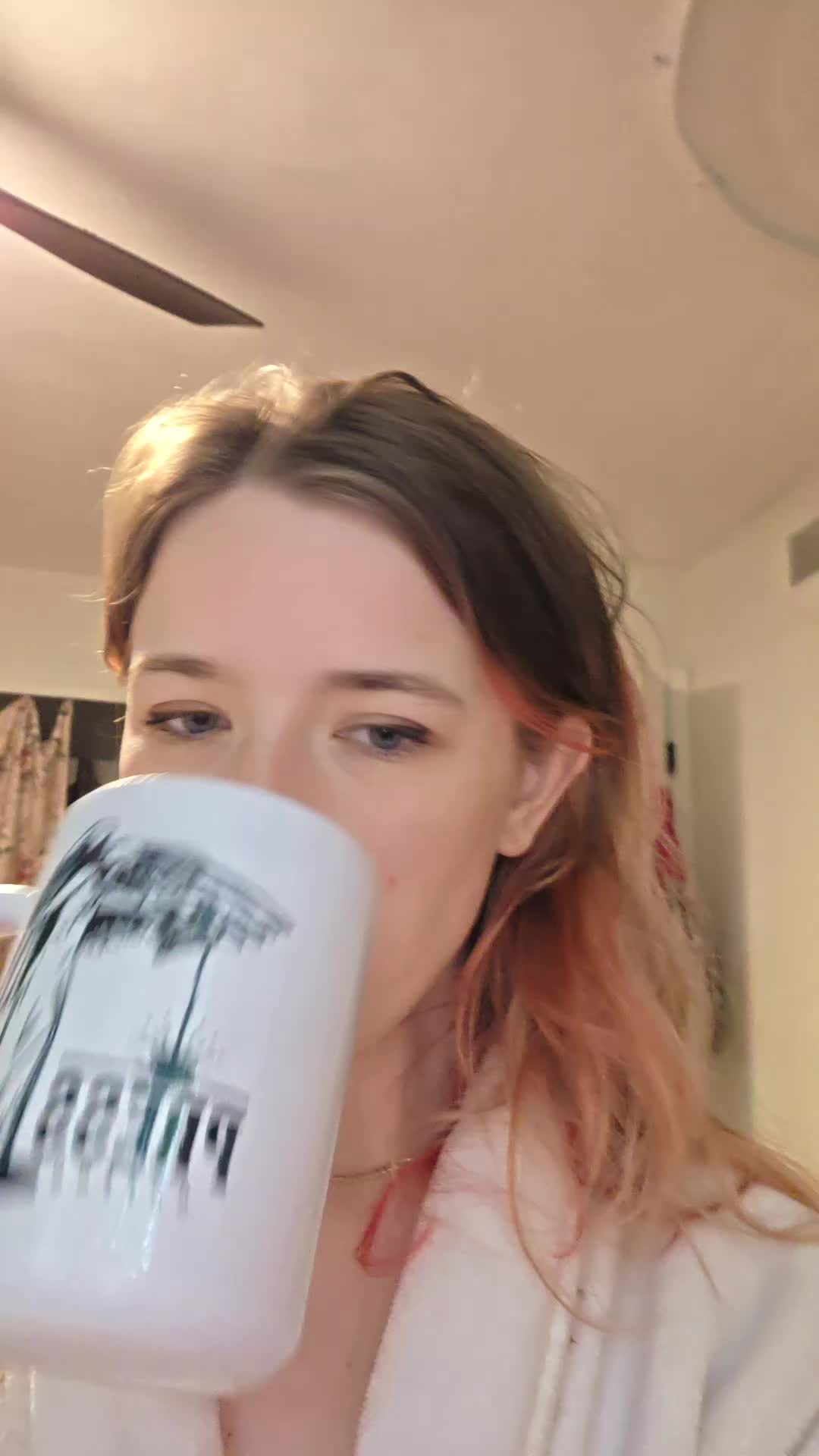 @Brittney |Queer Books & Fandom