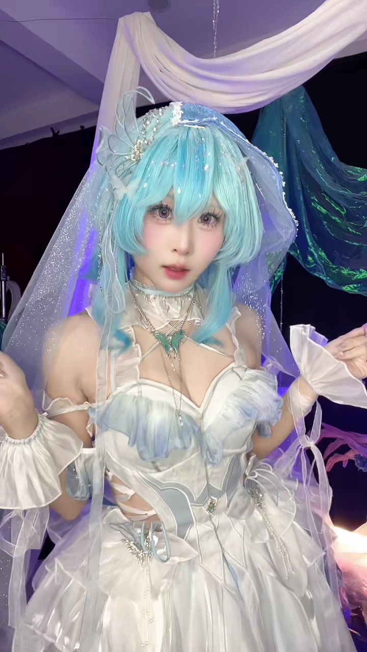 @Tsuwii Tuyết Quỳnh