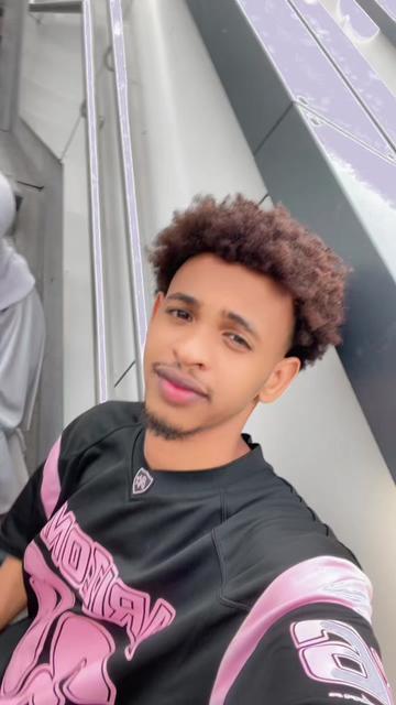 @Emraan🇸🇴🇩🇪