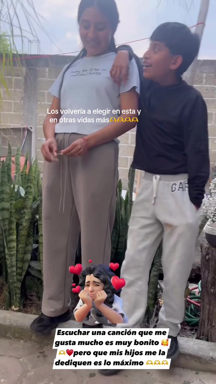 @Chela Velazquez