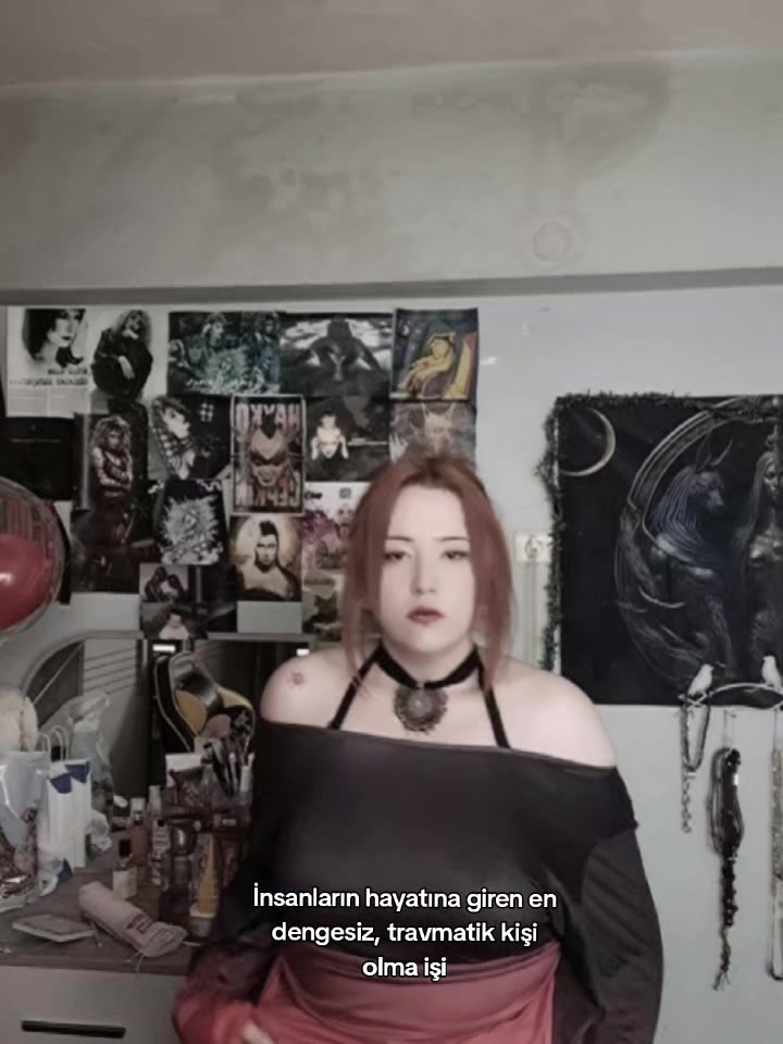 @🦦