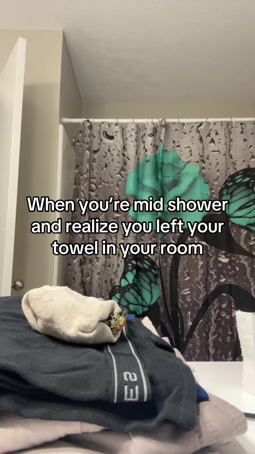 @randomuser