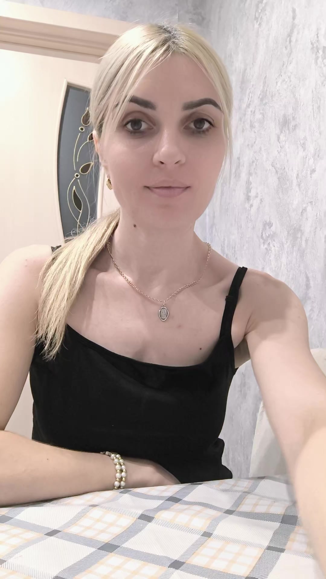 @lena