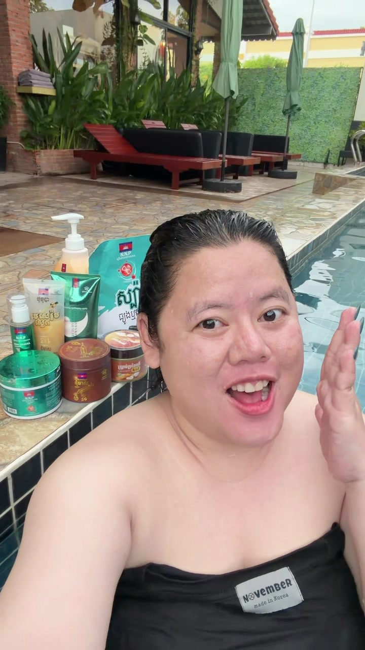 @Sreysros Susi ( អា ស៊ូសុី )