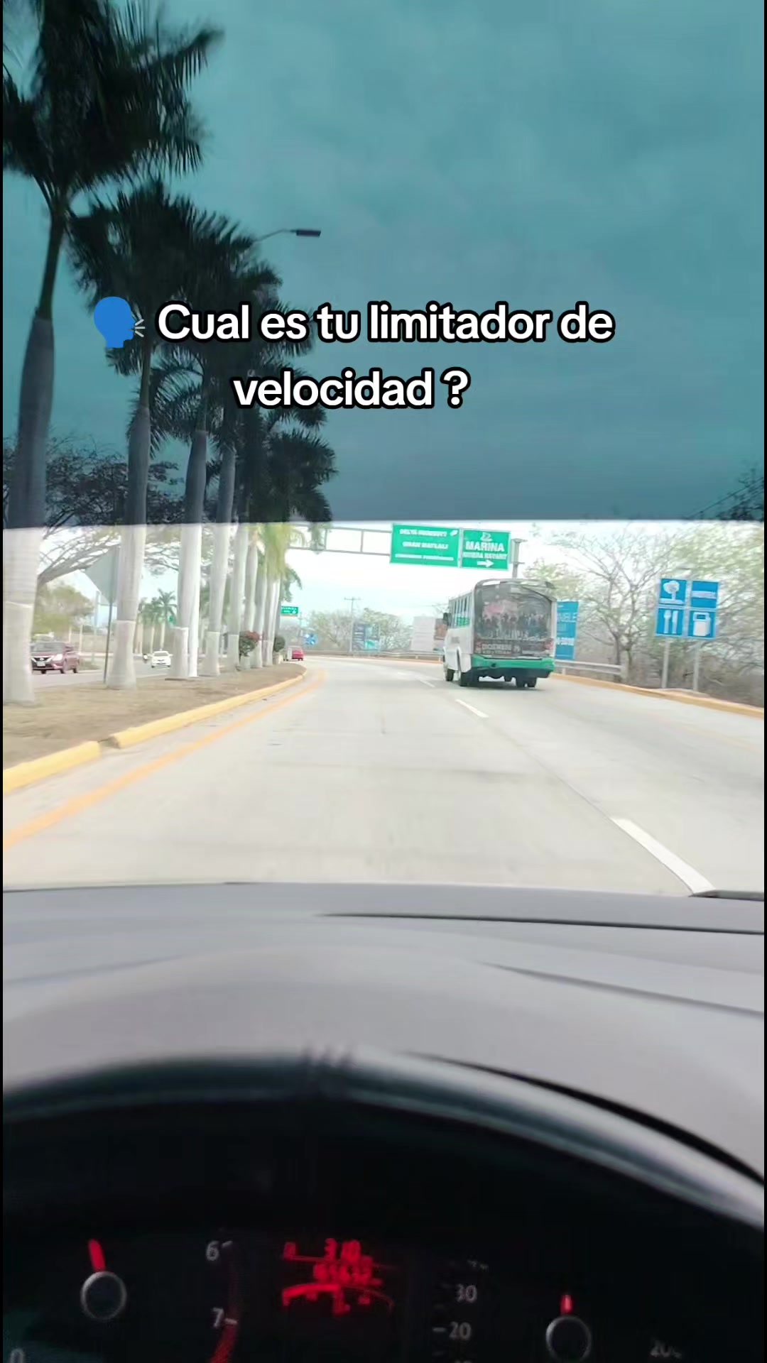 @MAURICIO Dom&iacute;nguez