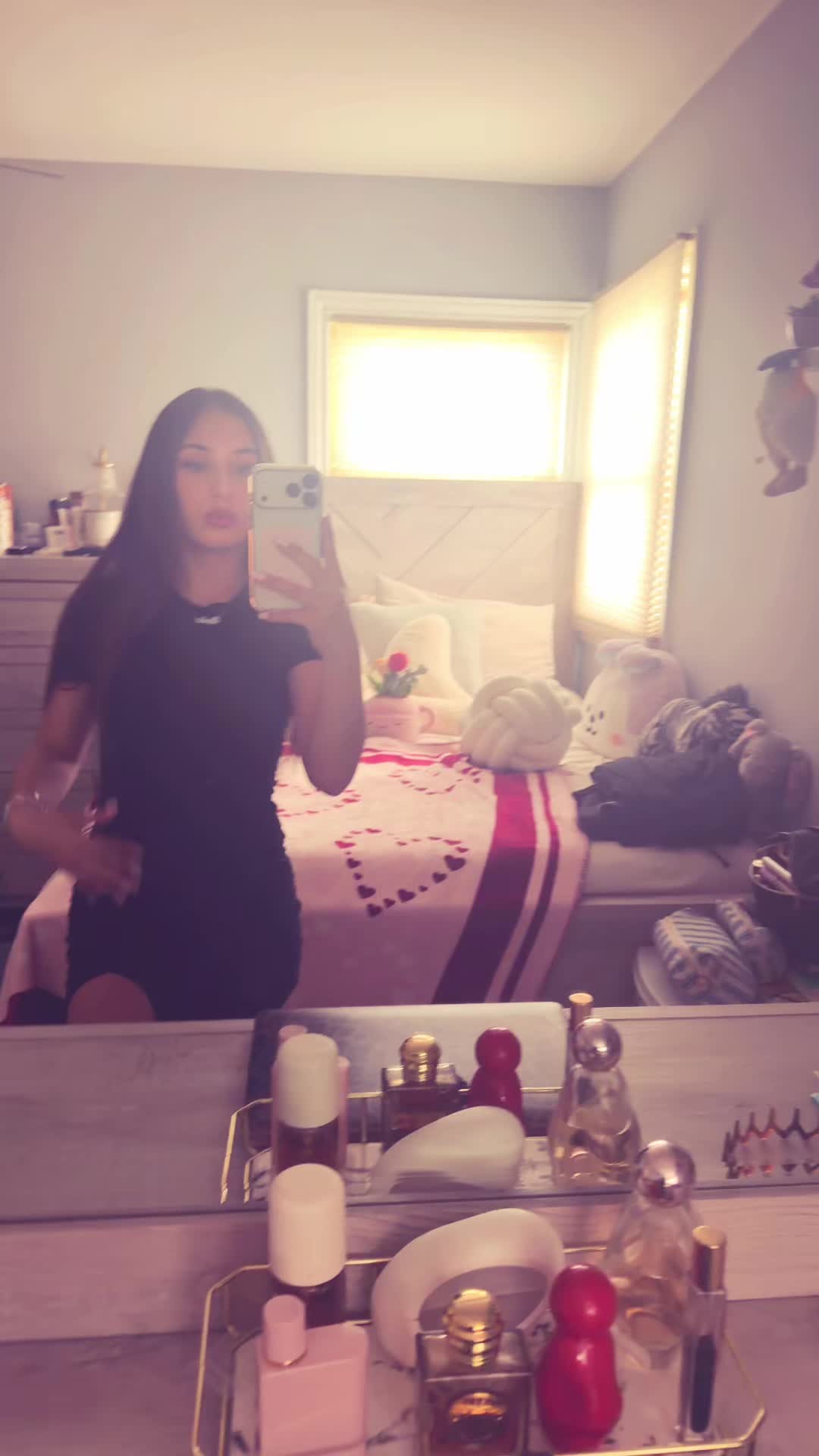 @𝒮𝑜𝓅𝒽𝒾𝒶💖