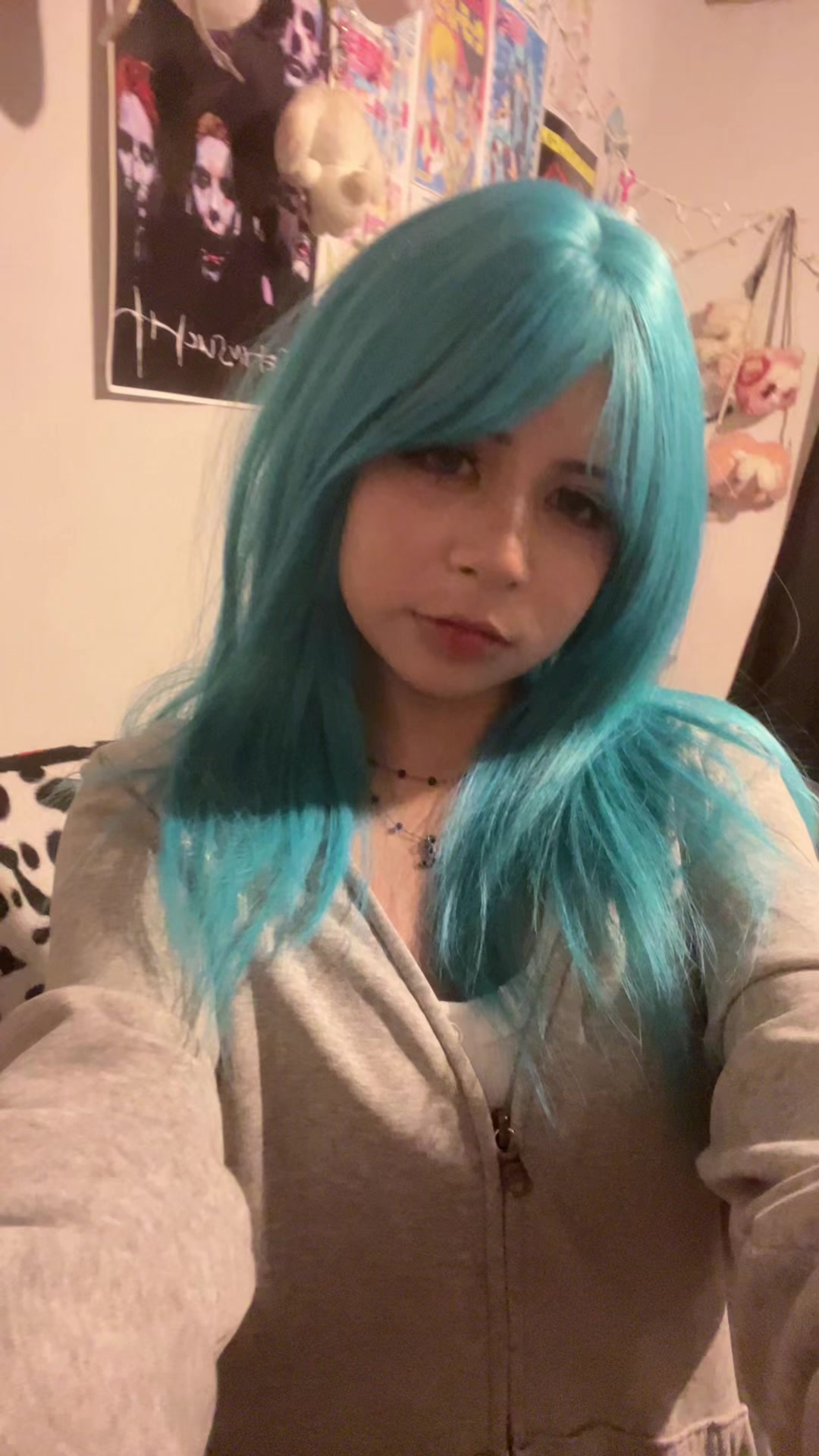 @Alice•