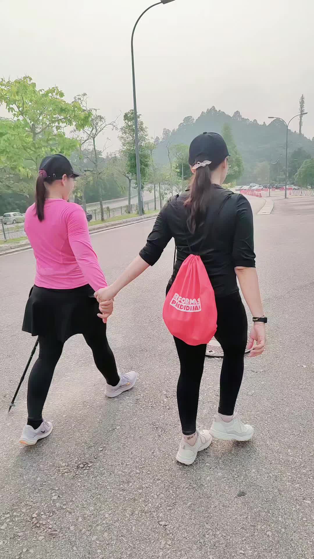 @Tarisa_5900