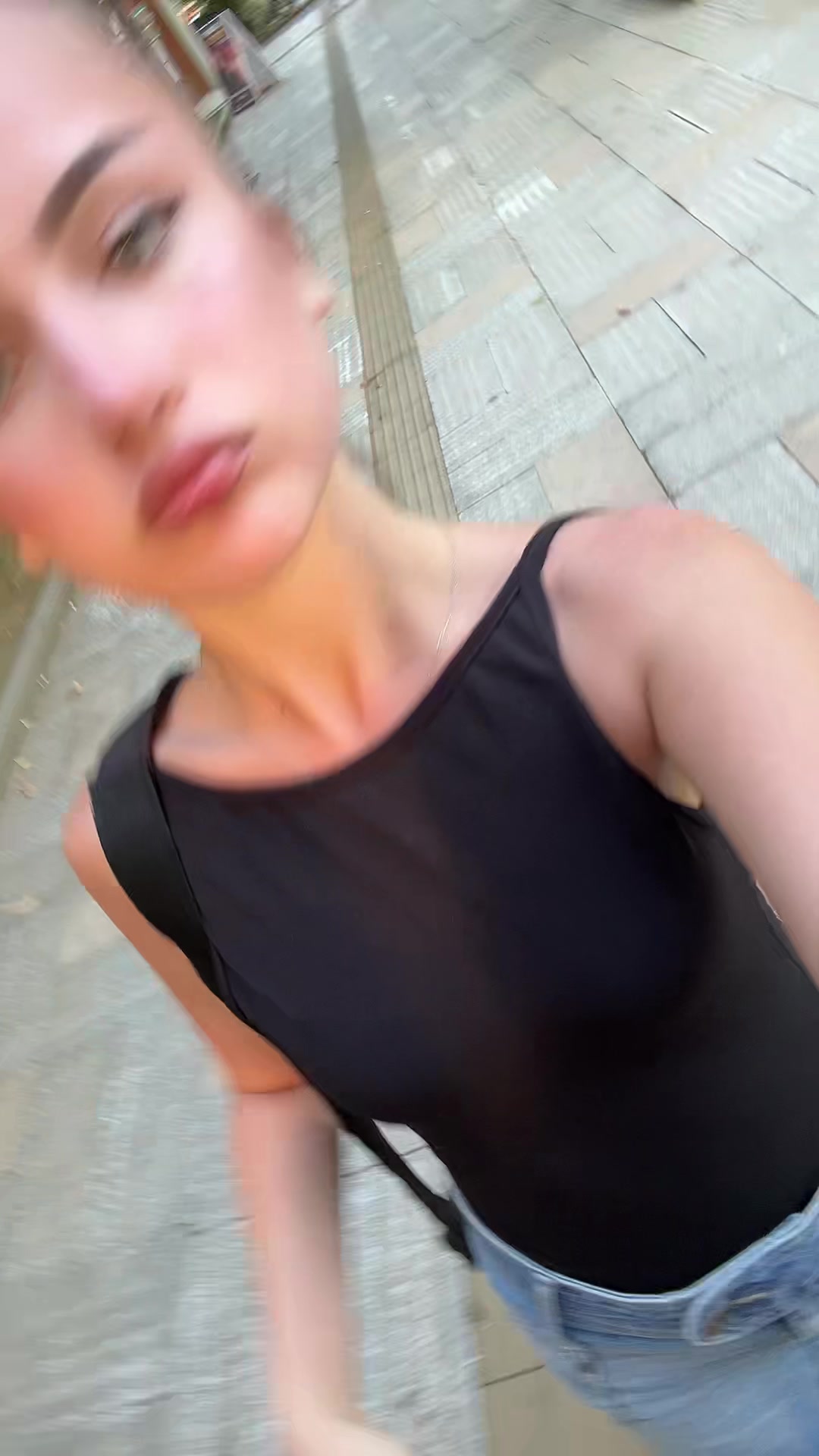 @Elle