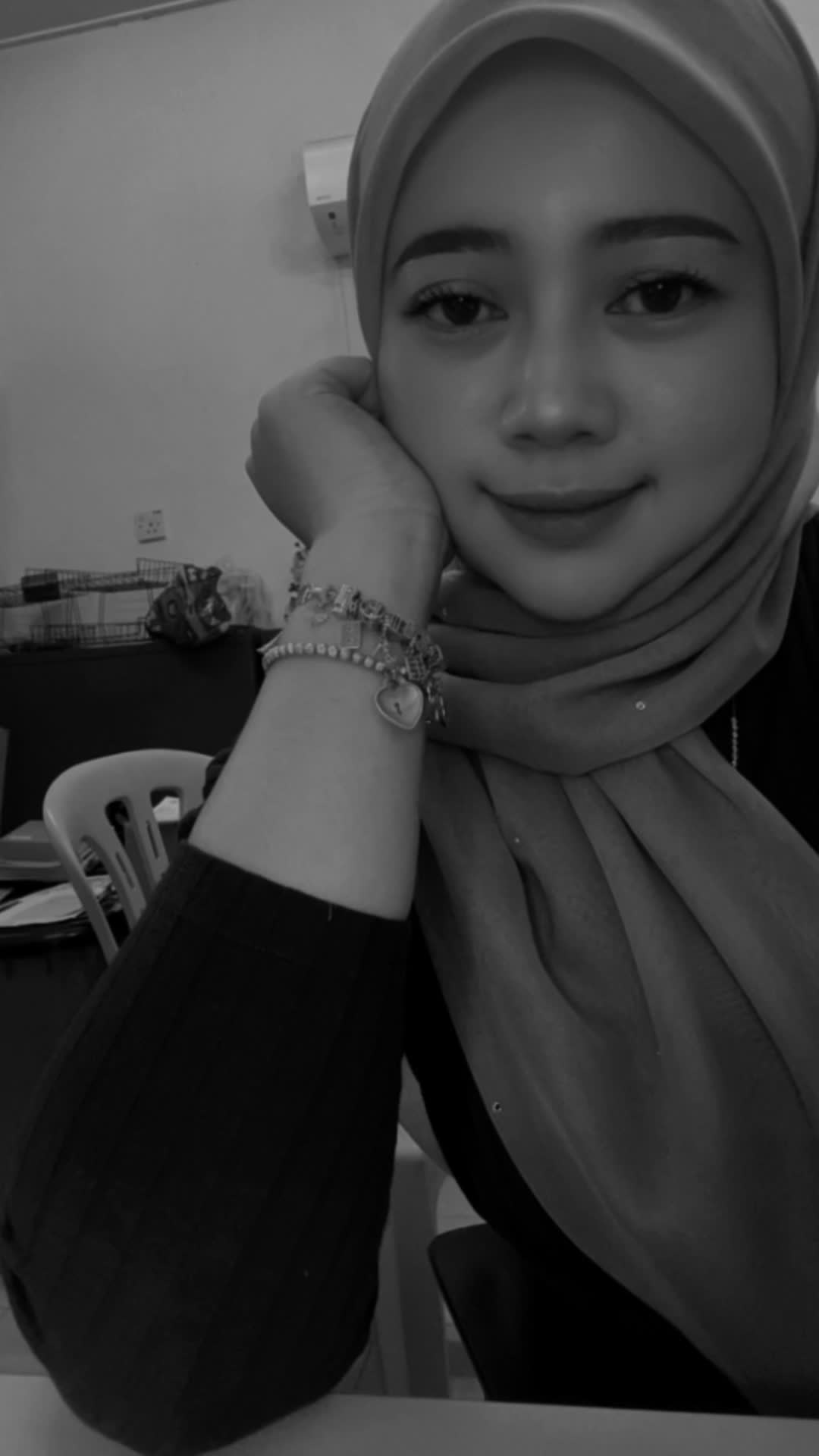 @Qaisara 89