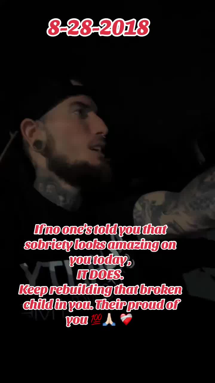 @Hollywood87