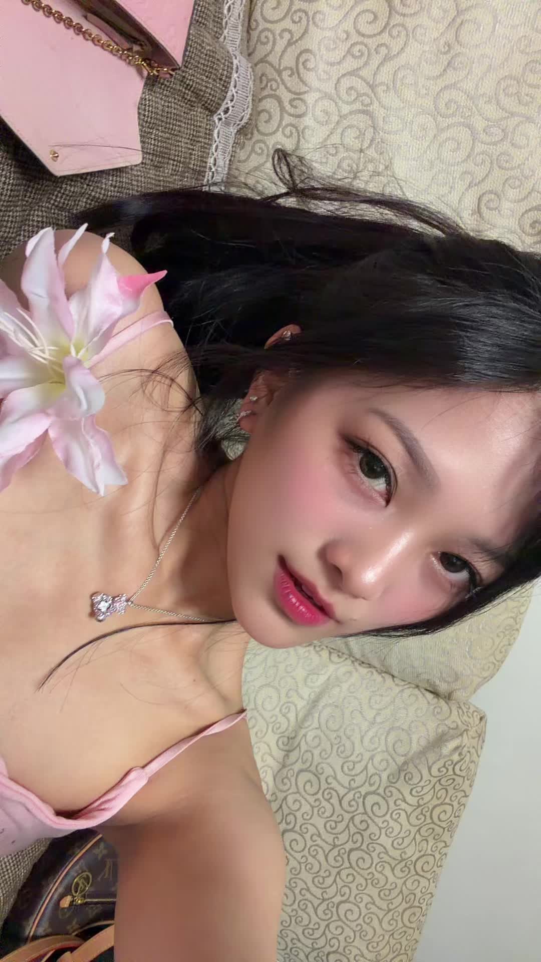 @吸血鬼姐姐🧛🏻&zwj;♀️