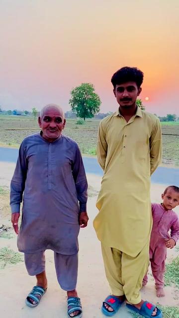 @😎MhaR Sadaqat SiPrA 😎