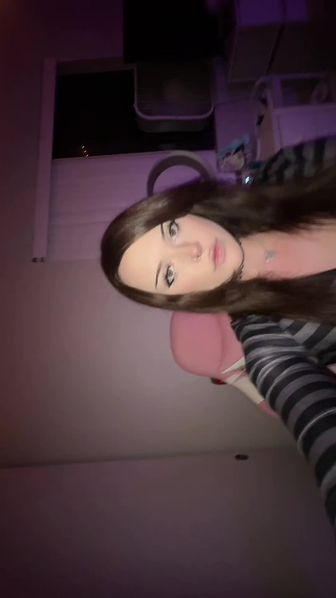 @polshubi