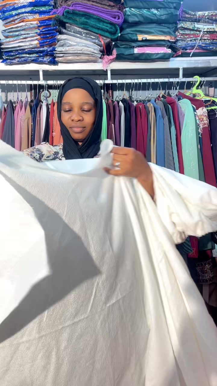 @phahizah_collectibles n Lagos