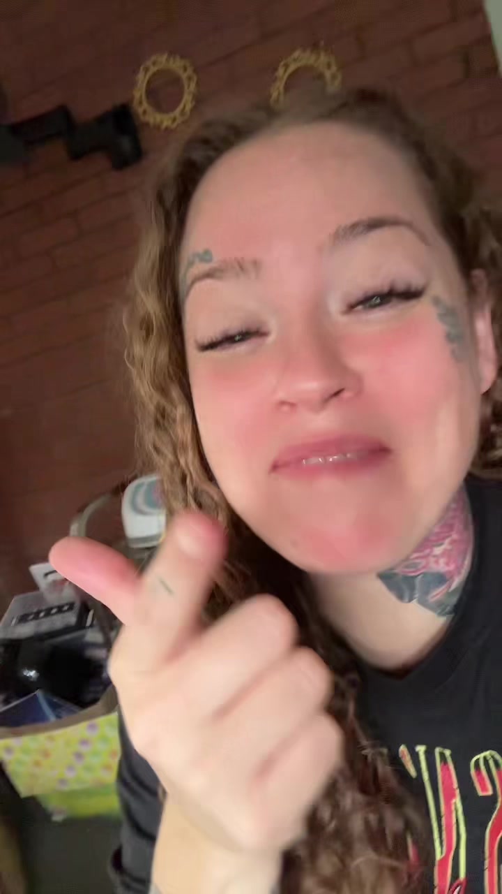 @prettybully TENILLE