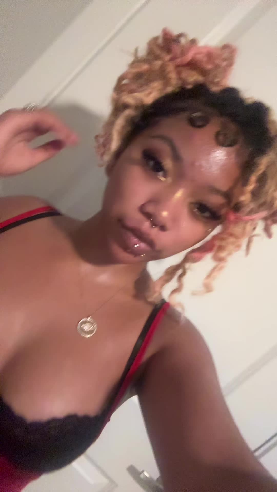 @Boy It's Nyluhhhh👩🍼