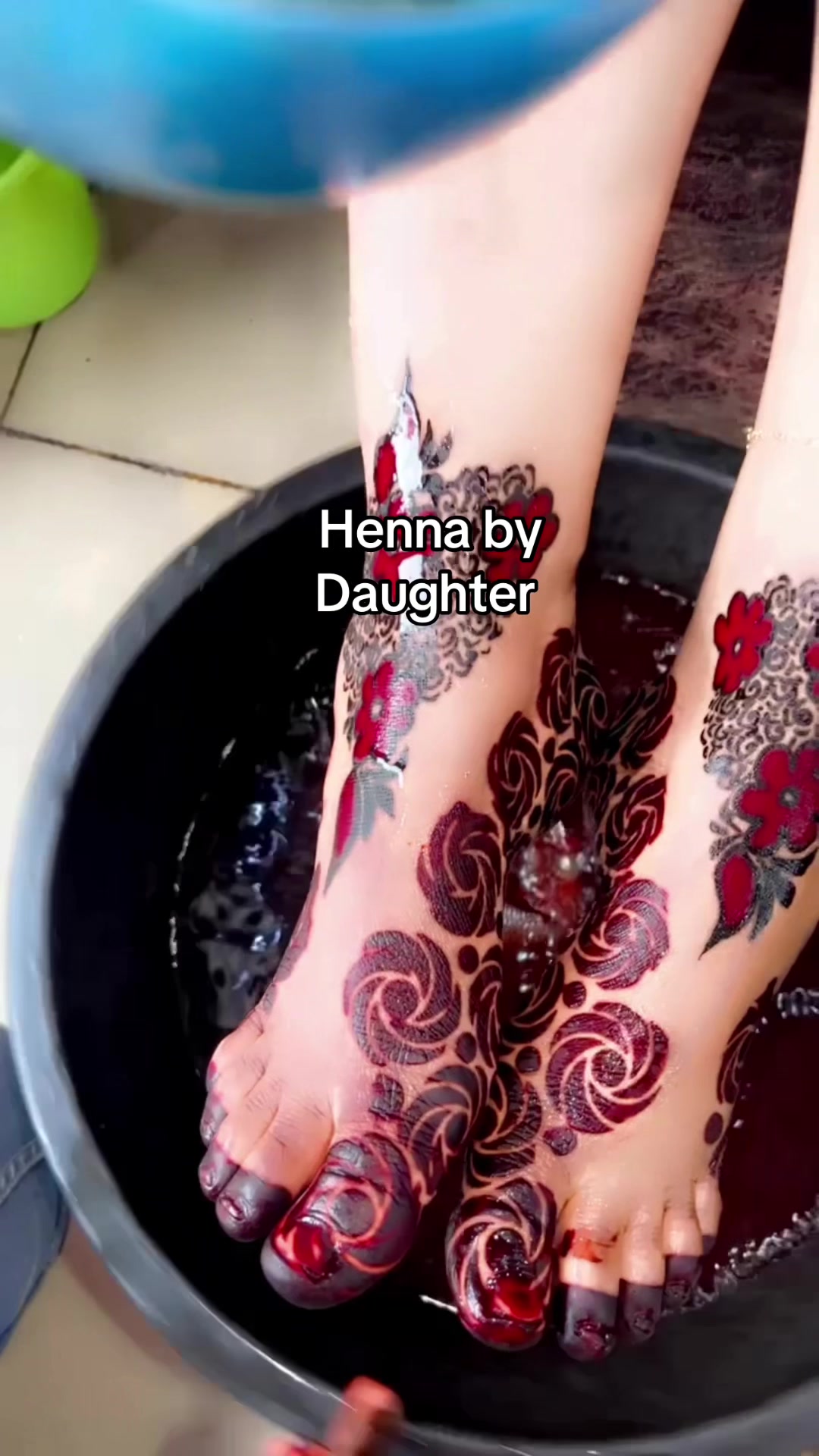 @hennabydaughter2