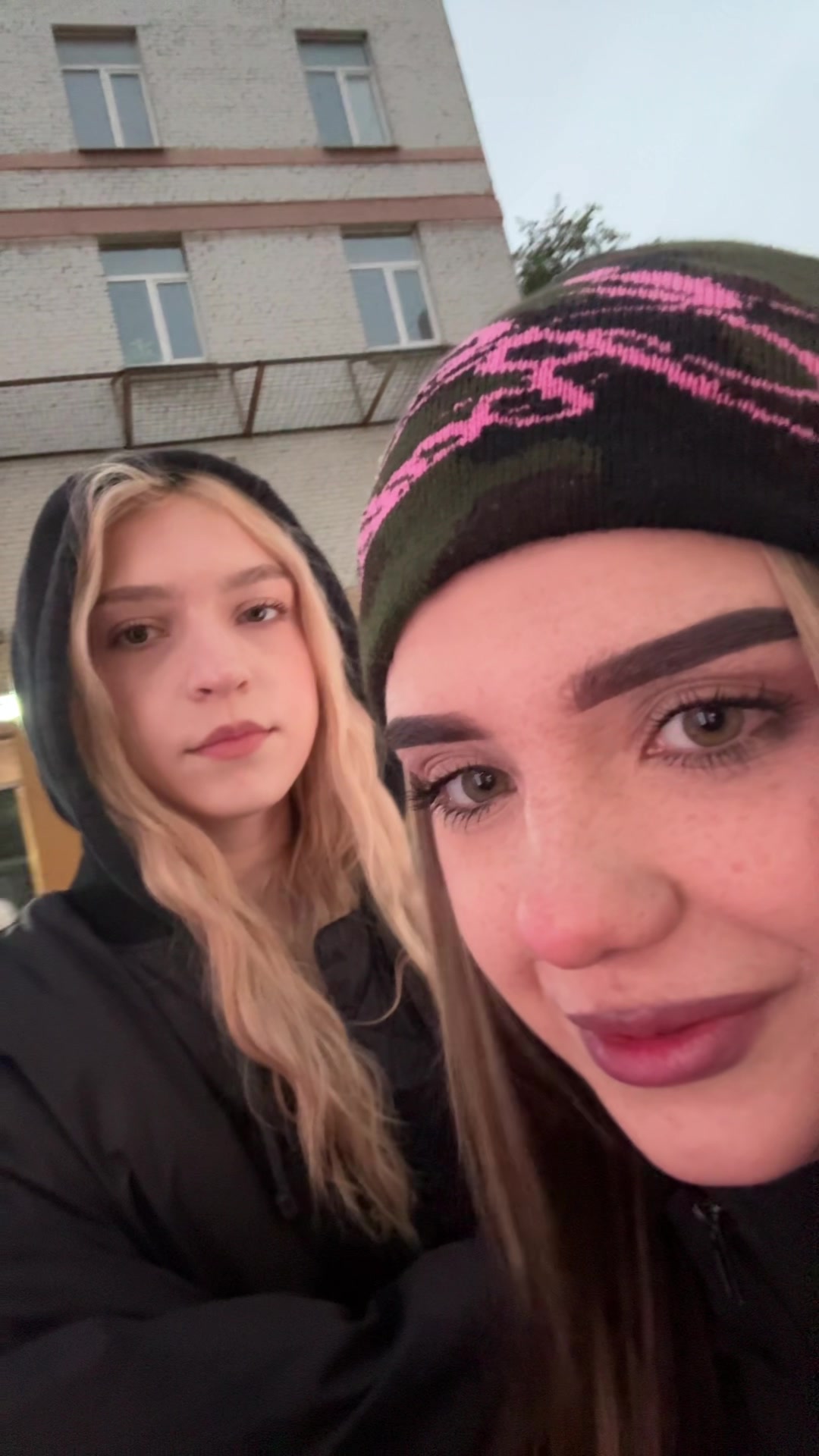 @вика давлетка <3