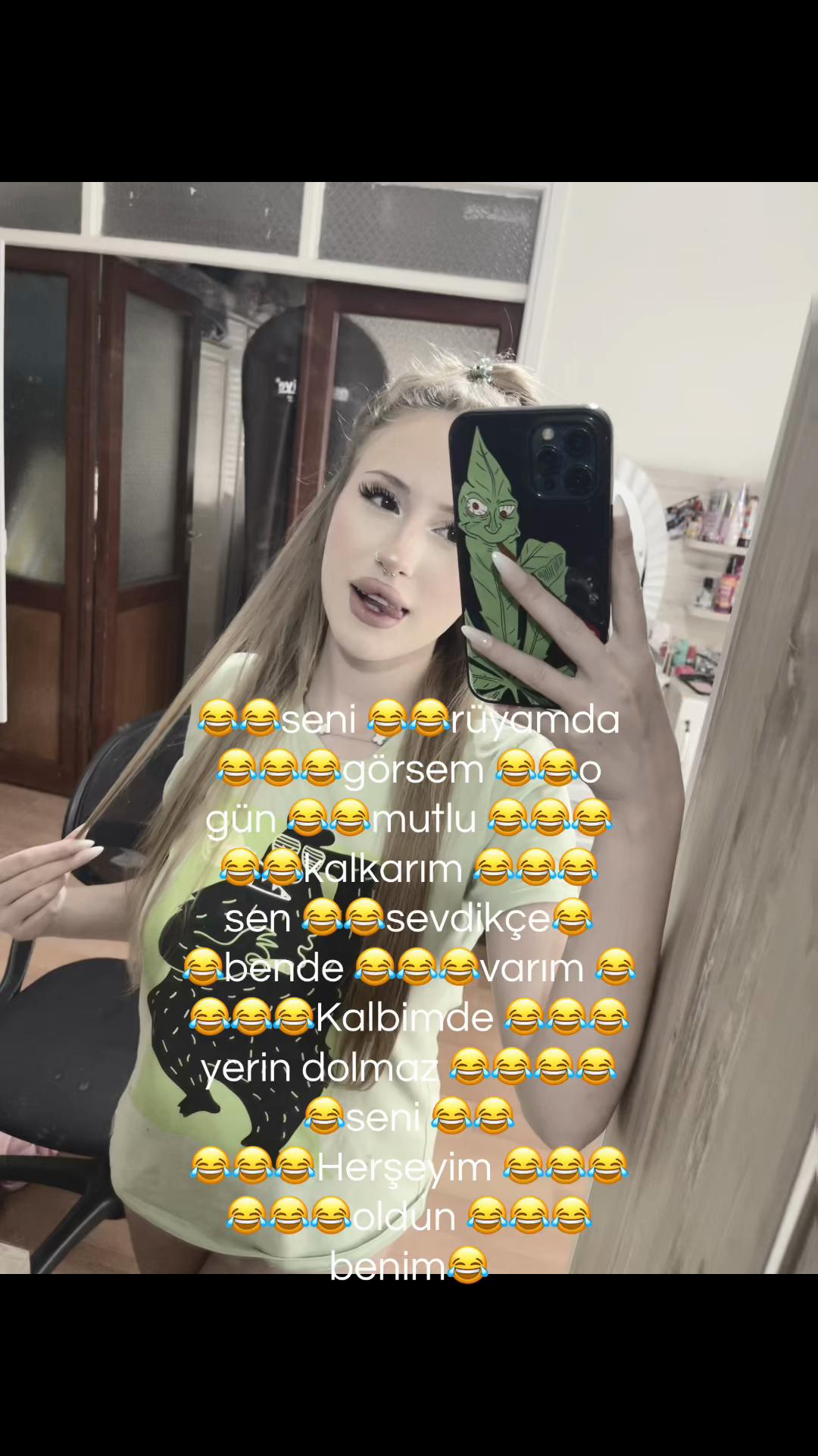 @𝑙𝑖𝑛𝑎𝑟𝑎