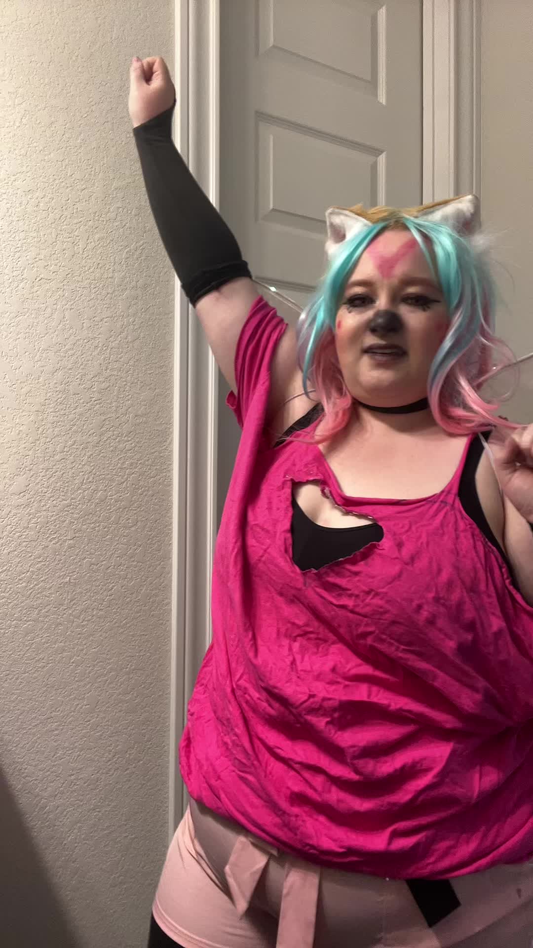 @Little_Red_Cosplay