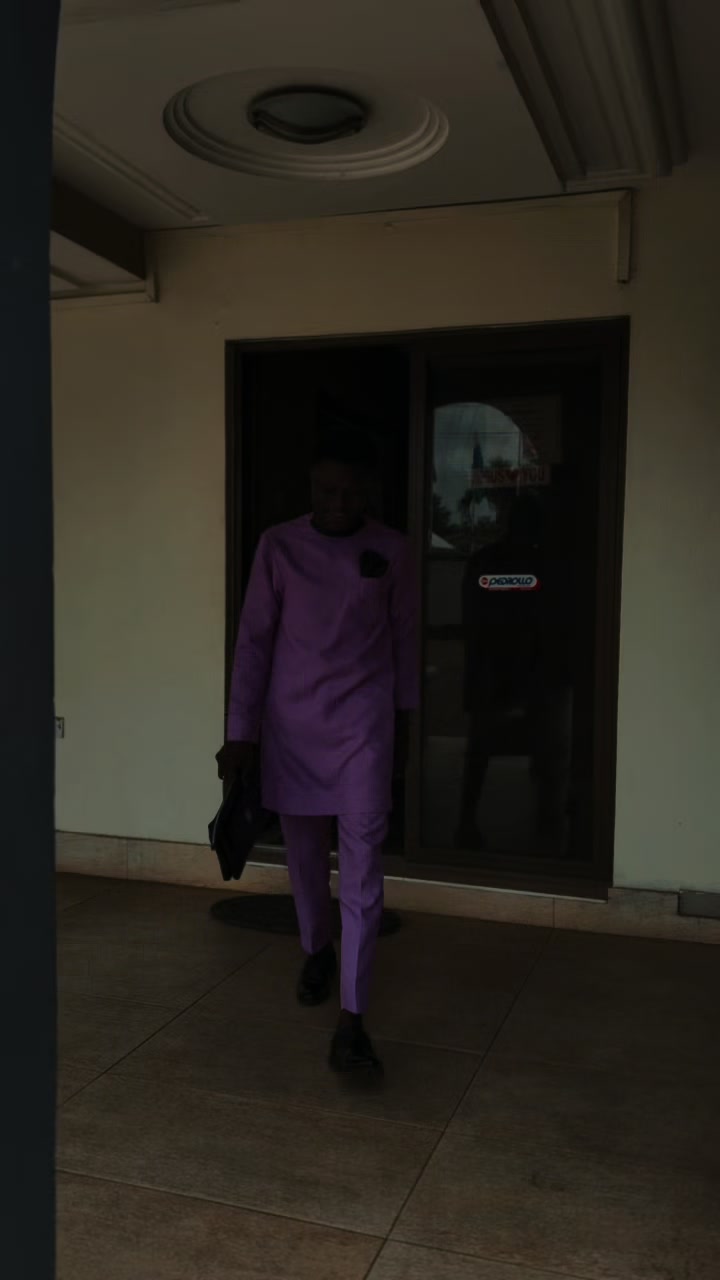 @Eddy Praise10