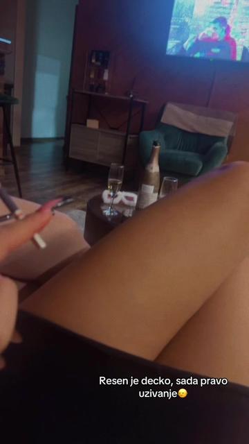 @Tinchebre