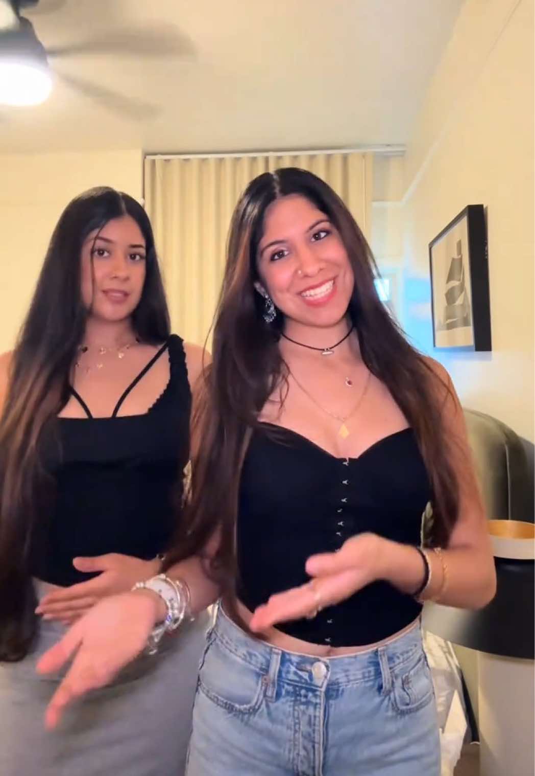 @madhavi_xoxo