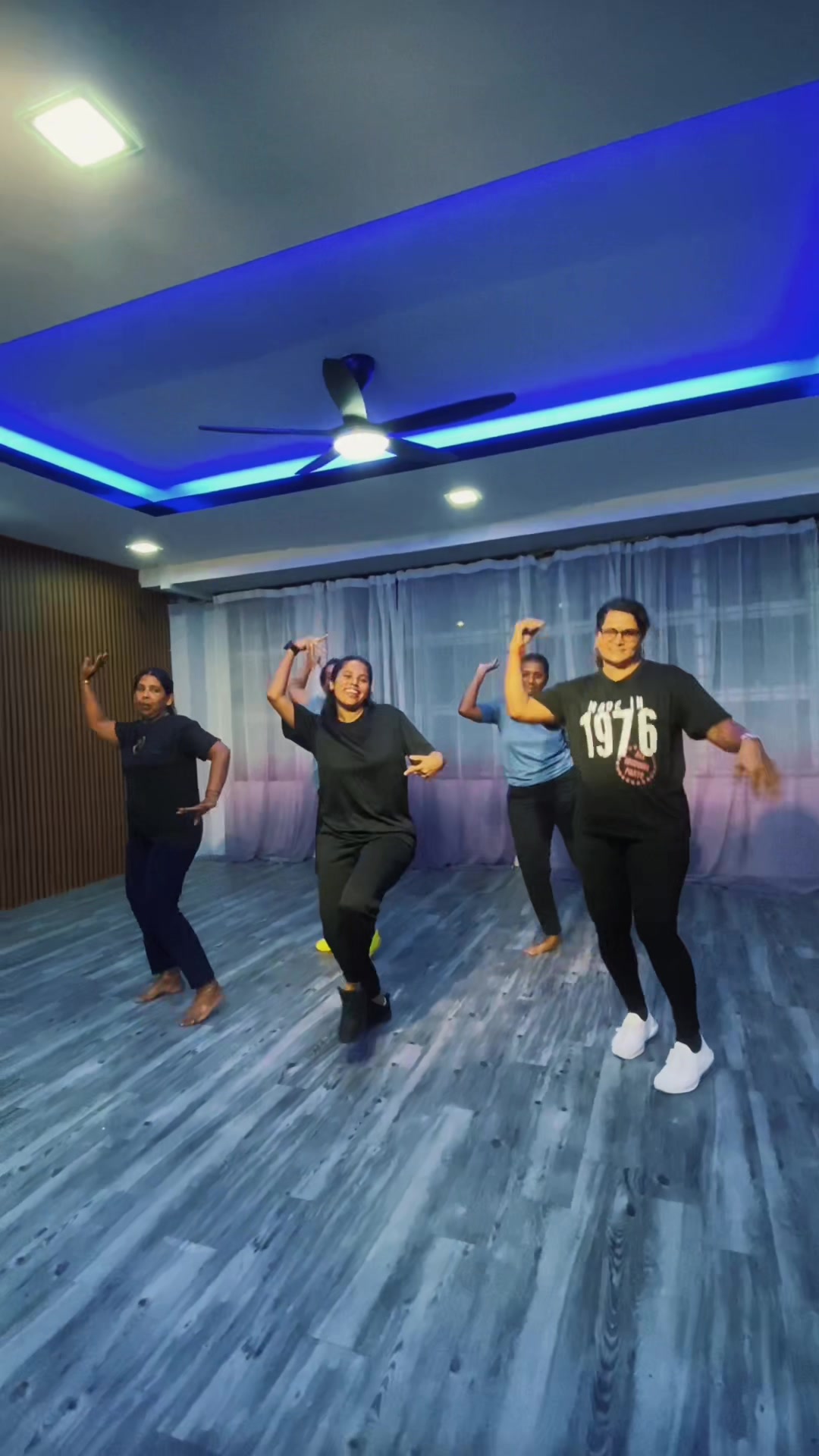 @DNX DANCE STUDIO
