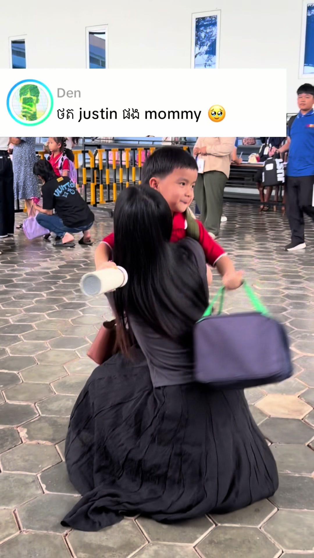 @Houn Sreylin - ហូន ស្រីលីន
