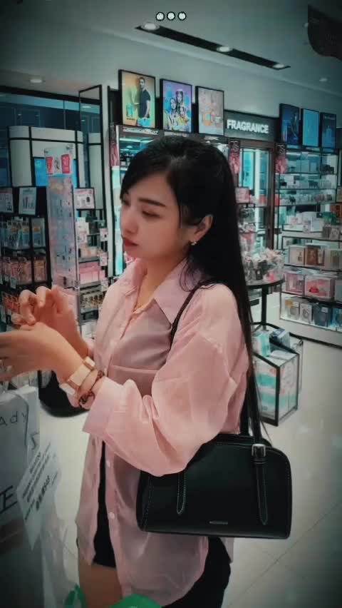 @Nona Ratih Aprilia🇭🇰