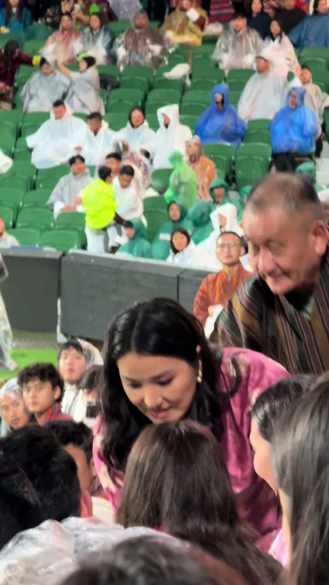 @Khandro Dewa Jungni😇