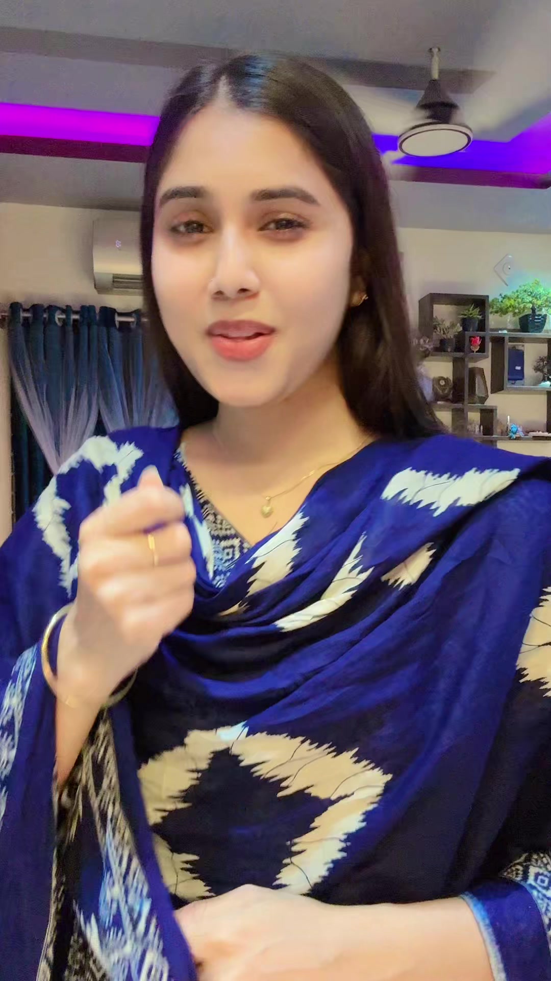 @Sharmin_Srity