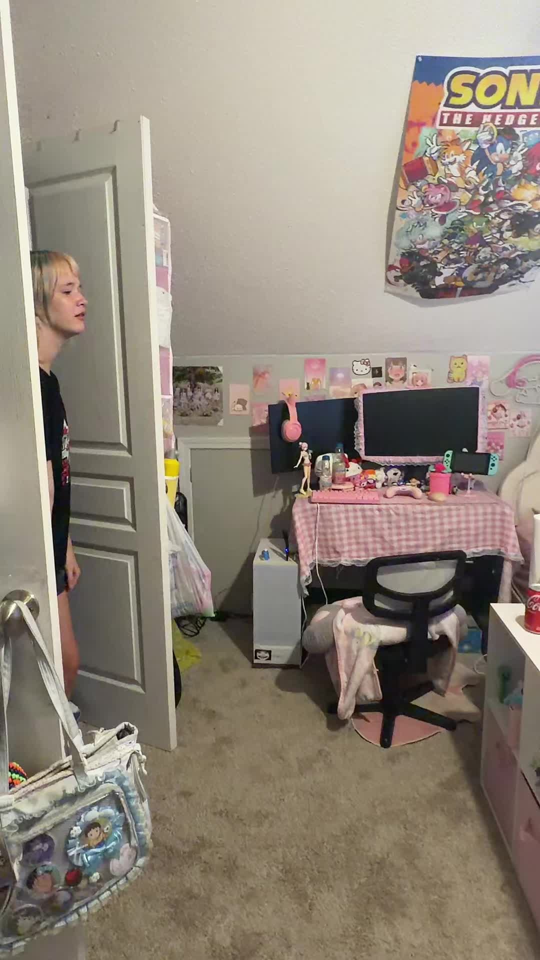 @kynnedy 🦄👽