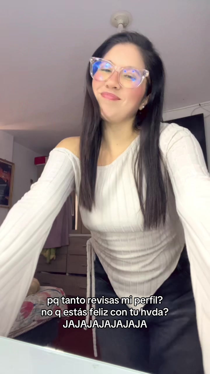 @Chelmi✨