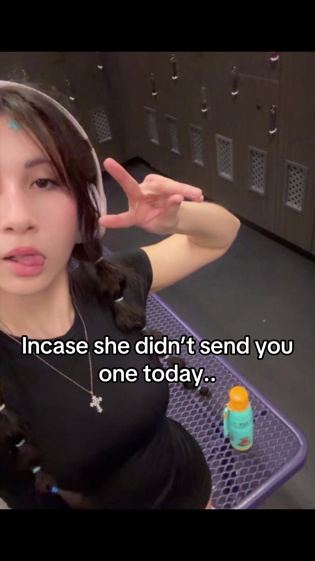 @<3