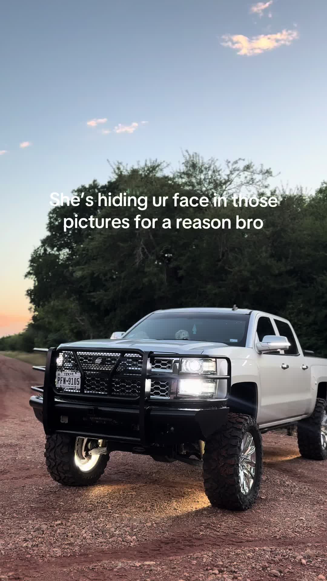 @"　 　  ️"