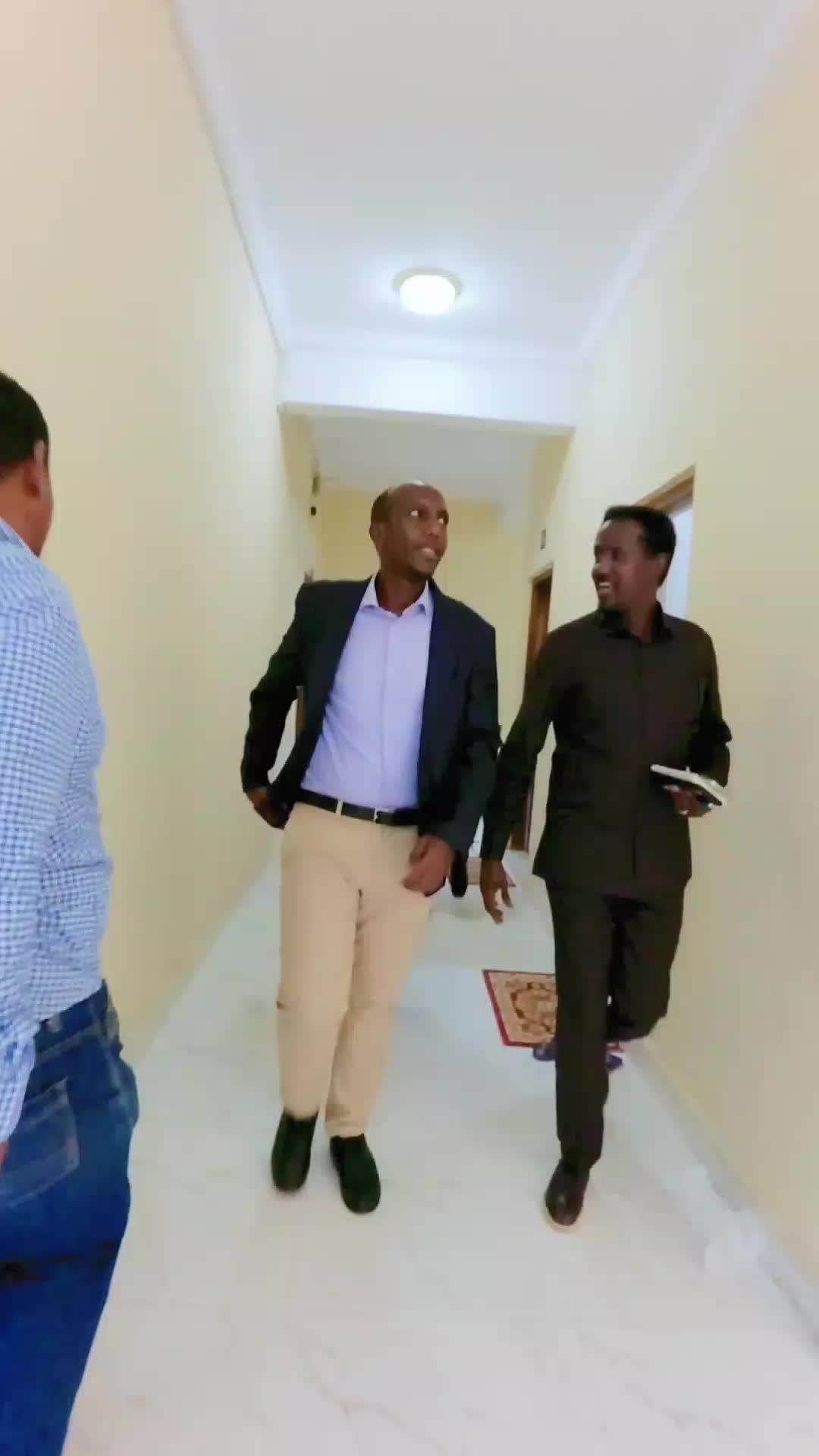 @Hon Abdirizak Xagaa